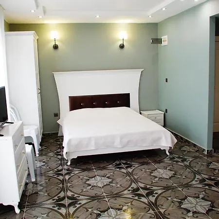 Riverside Vip аpartments Aparthotel 2*