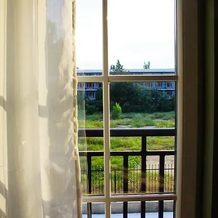 Riverside Vip аpartments Апартхотел