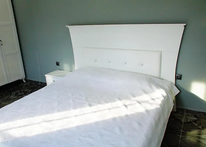 Riverside Vip аpartments 3*